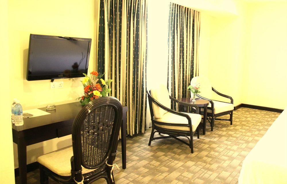 Oyo 89693 Perkasa Hotel Keningau Near Hospital Keningau Exteriér fotografie