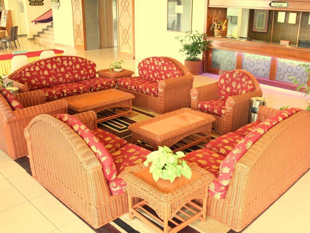 Oyo 89693 Perkasa Hotel Keningau Near Hospital Keningau Exteriér fotografie
